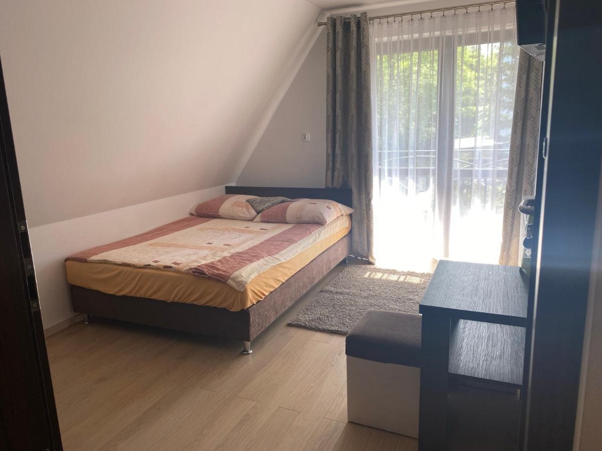 Pokoje Goscinne U Moniki Zakopane Esterno foto